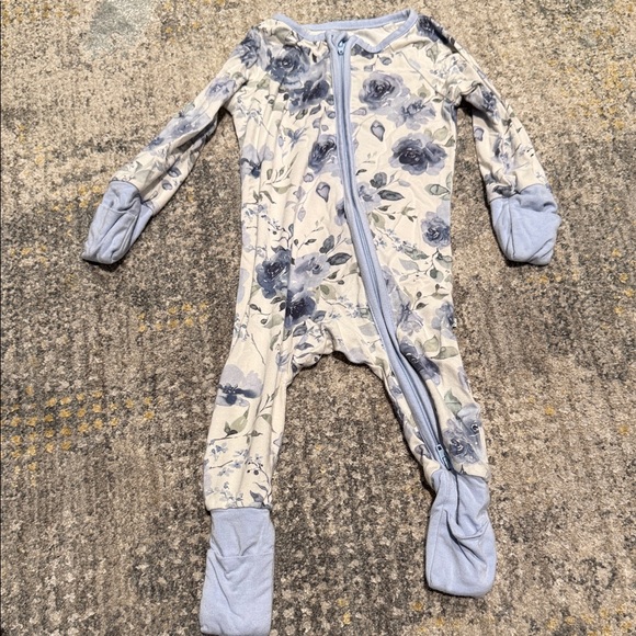 Caden Lane Other - Caden Lane Blue Floral Kids Footie